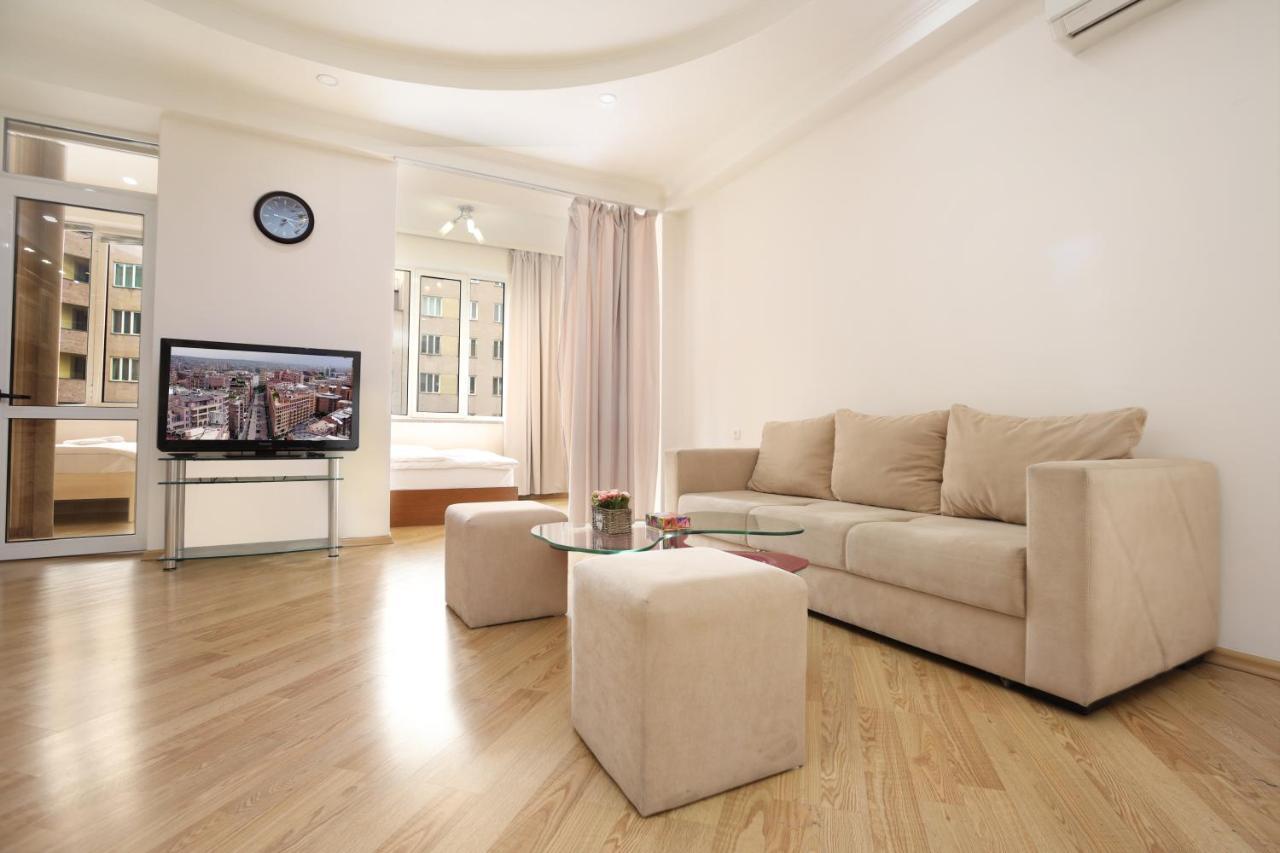 Stay Inn Apartments At Northern Avenue 耶烈万 外观 照片
