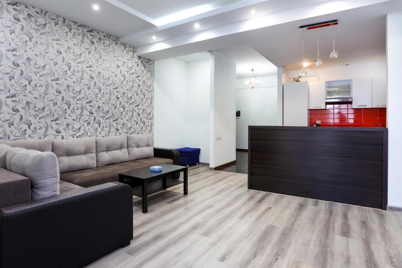 Stay Inn Apartments At Northern Avenue 耶烈万 外观 照片