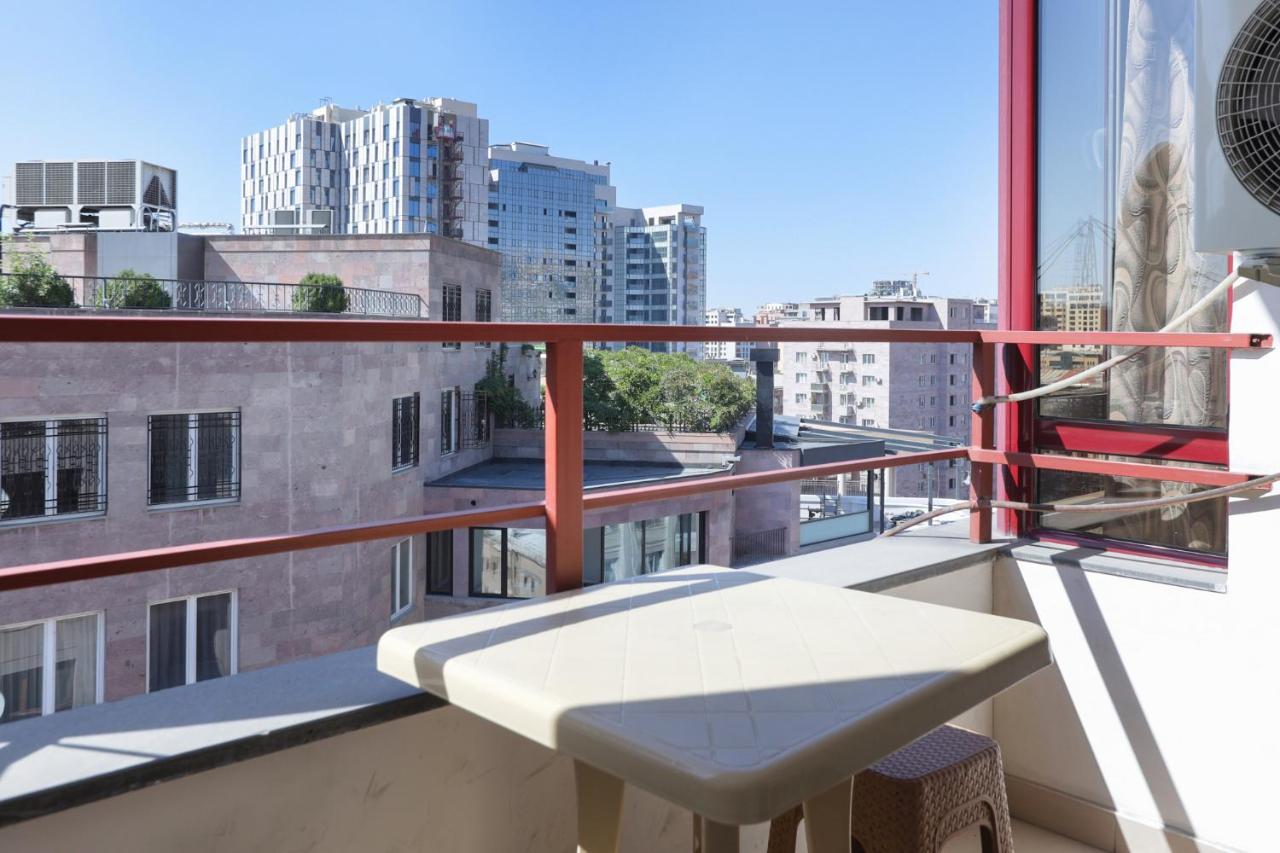 Stay Inn Apartments At Northern Avenue 耶烈万 外观 照片