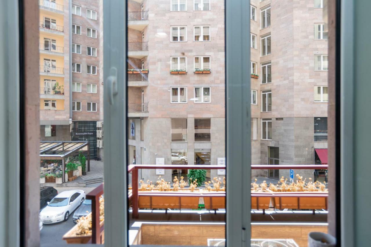 Stay Inn Apartments At Northern Avenue 耶烈万 外观 照片