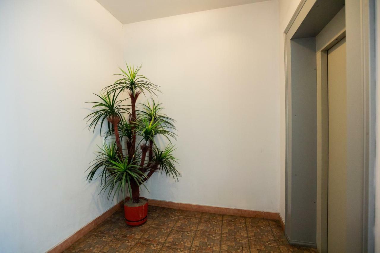 Stay Inn Apartments At Northern Avenue 耶烈万 外观 照片