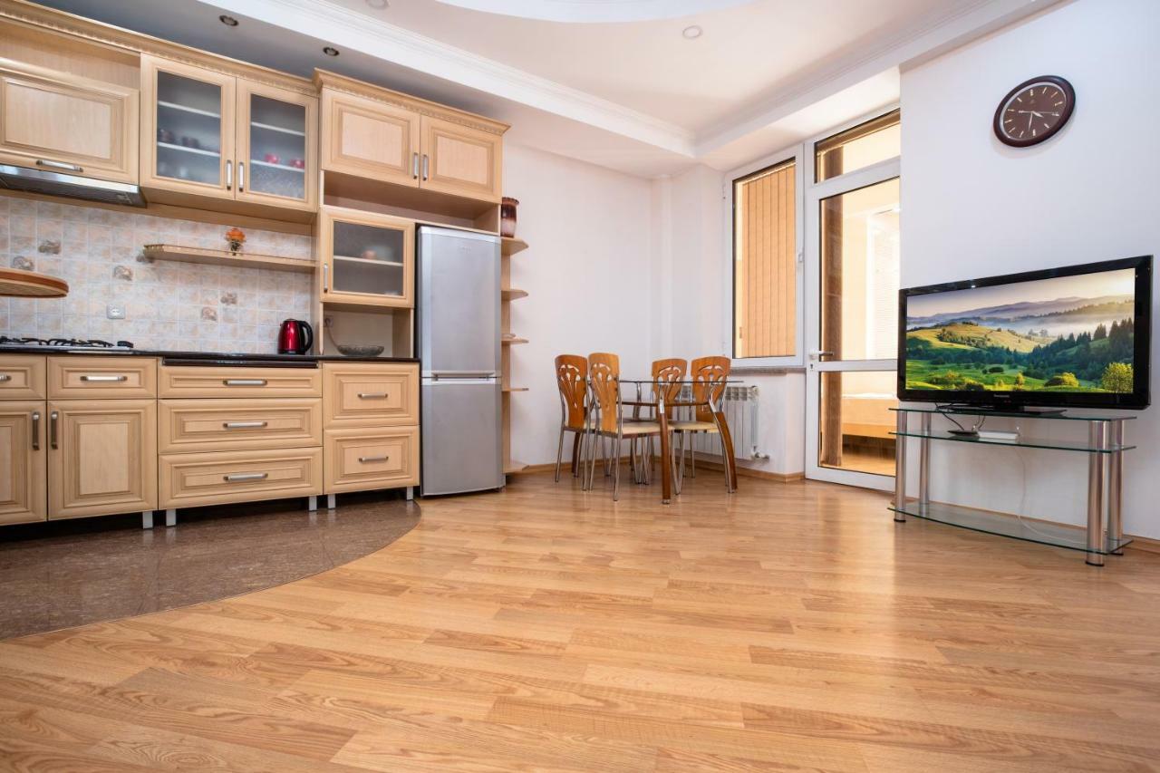 Stay Inn Apartments At Northern Avenue 耶烈万 外观 照片
