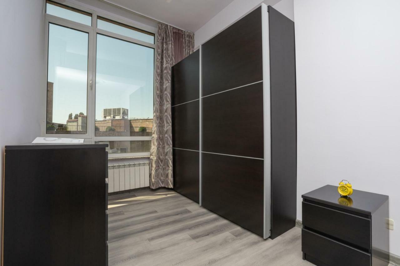Stay Inn Apartments At Northern Avenue 耶烈万 外观 照片