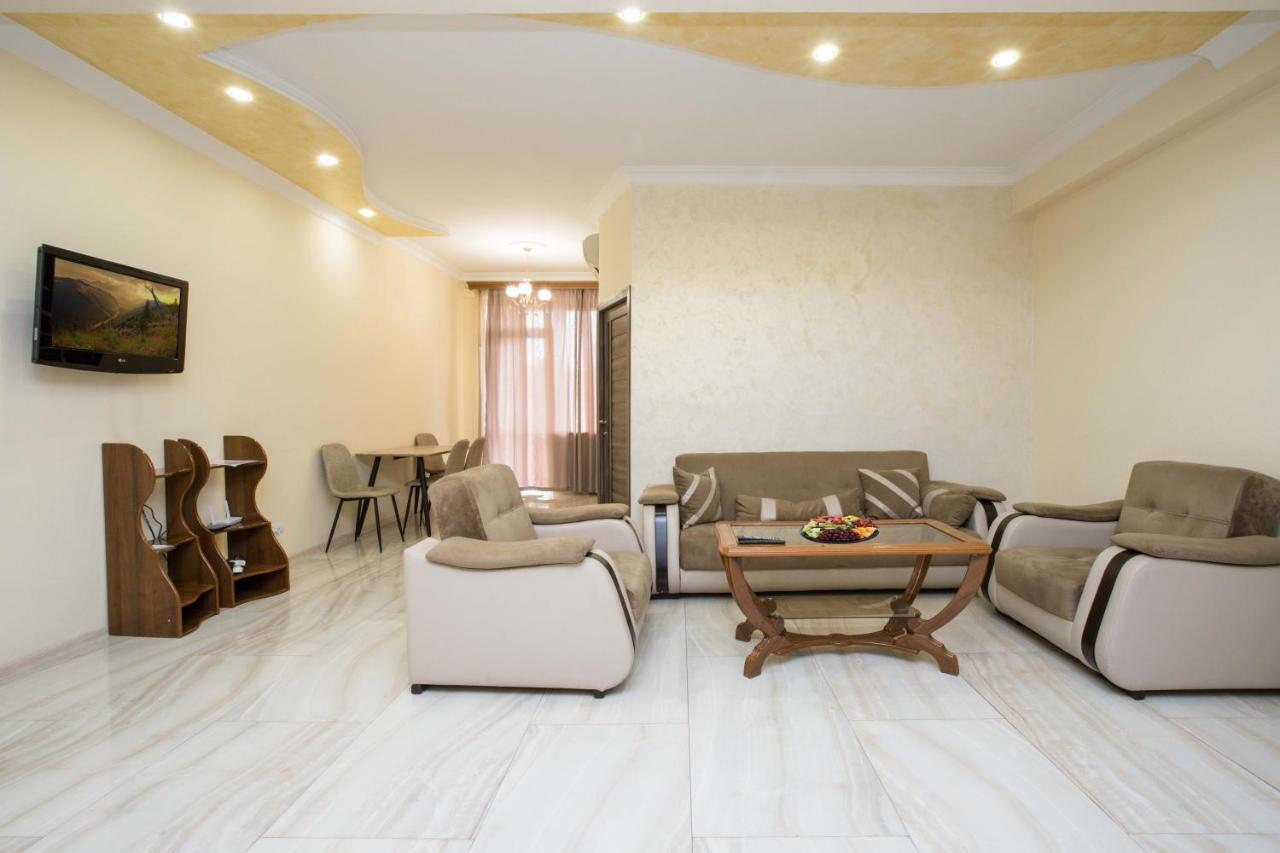 Stay Inn Apartments At Northern Avenue 耶烈万 外观 照片