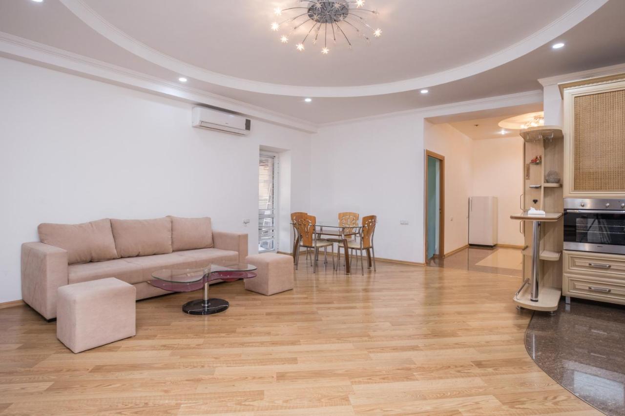 Stay Inn Apartments At Northern Avenue 耶烈万 外观 照片